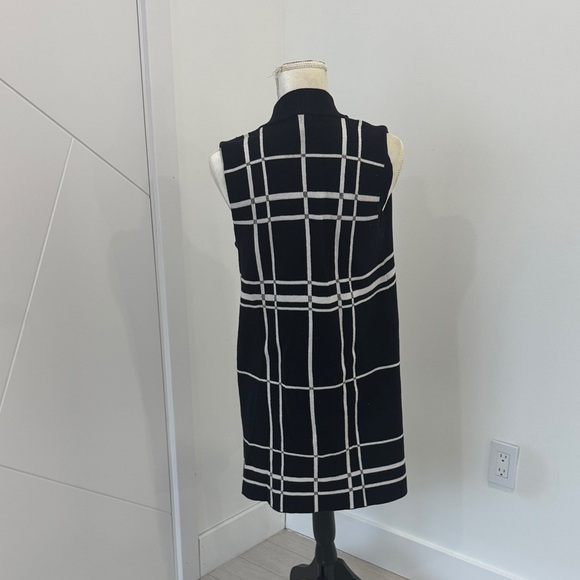 Alfani Black and White Grid Pattern Sweater Vest - Picture 2 of 5